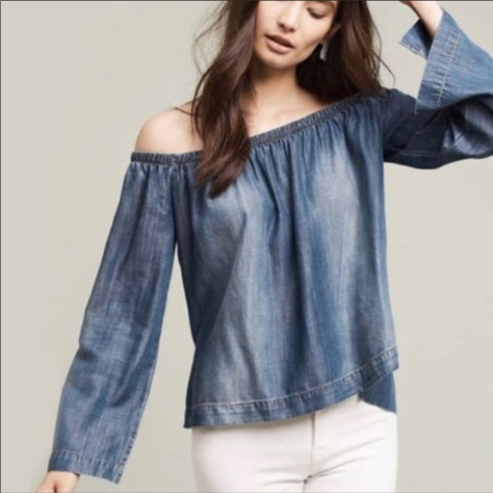 NWOT Cloth & Stone Off Shoulder Chambray Top